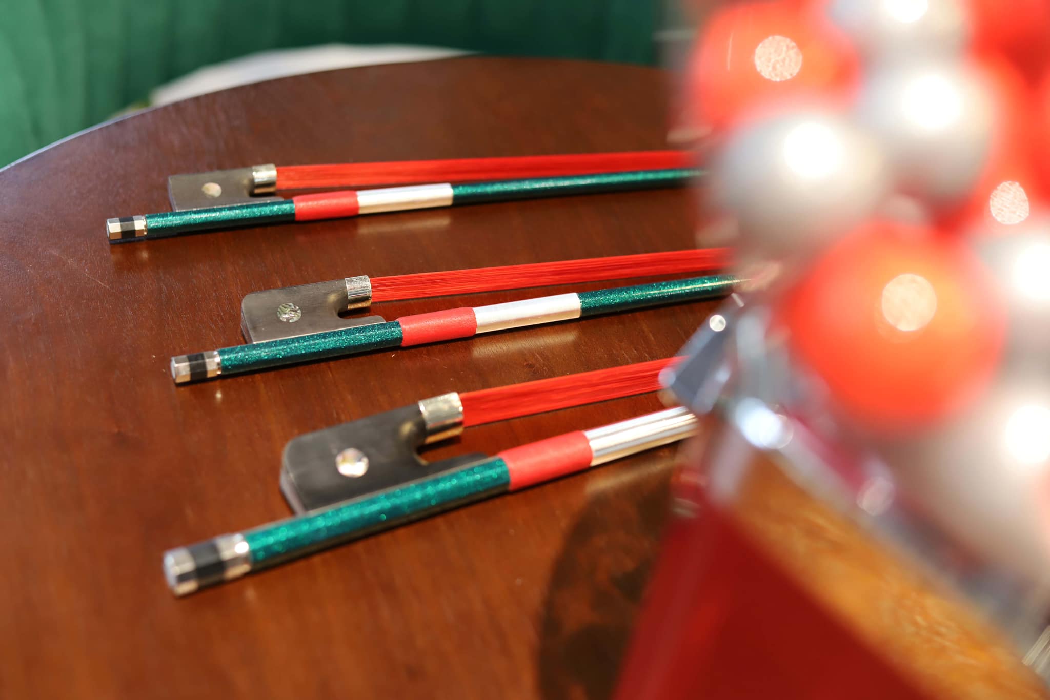 耶誕限定版碳纖維琴弓