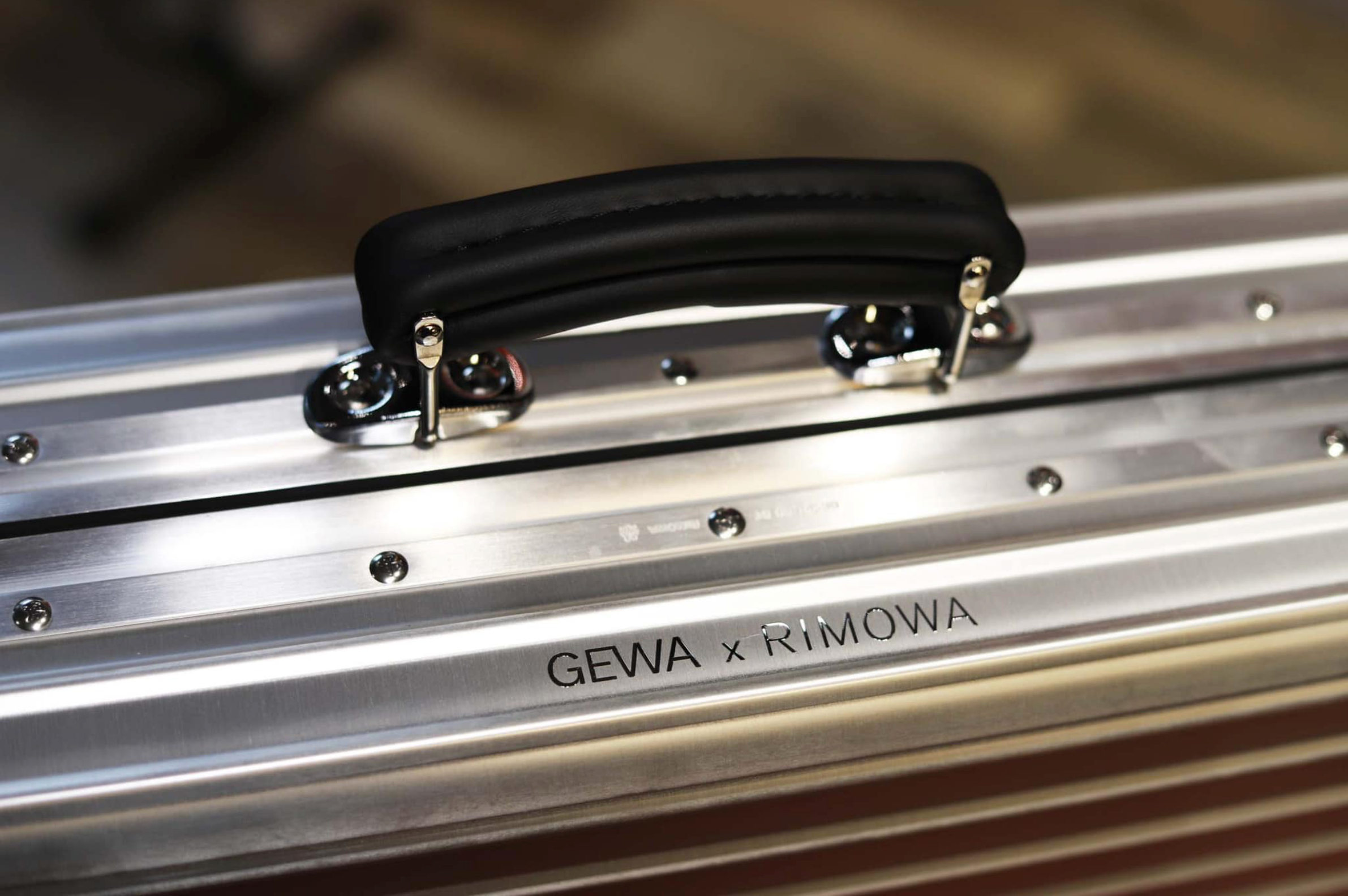 GEWA X RIMOWA 限量聯名小提琴盒